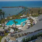 Lebay Hotel