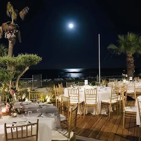 فندق ليبي بيتش