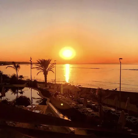 فندق ليبي بيتش لارنكا