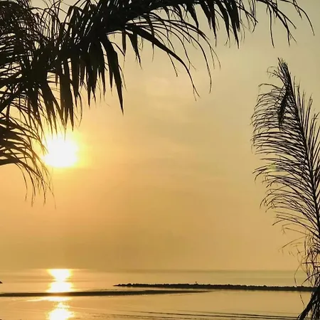 فندق ليبي بيتش لارنكا