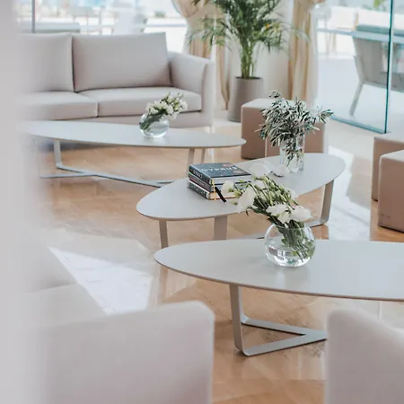 ليبي بيتش فندق 3*