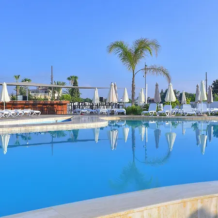 ليبي بيتش 3*