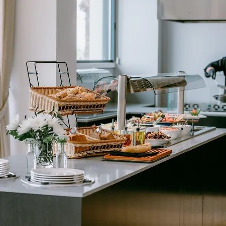 ليبي بيتش فندق