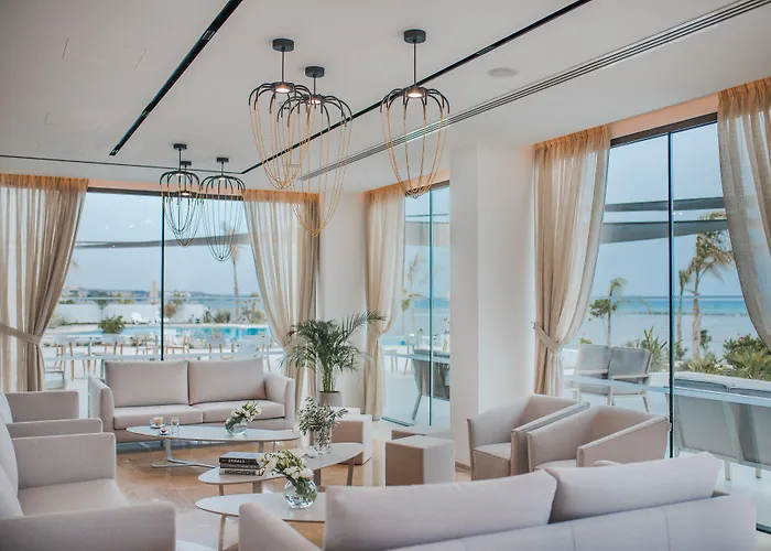 Hotell Lebay Larnaca