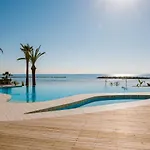 Ξενοδοχείο Lebay 3*
