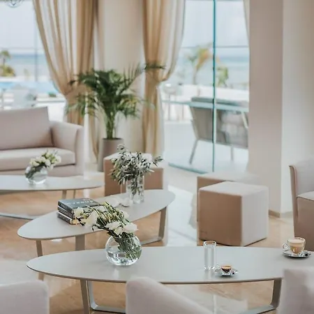Lebay 3* Larnaca