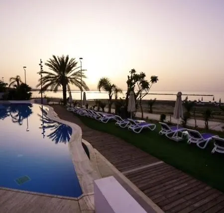 מלון Lebay לרנקה