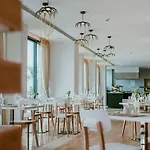 Lebay מלון 3*