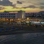 Lebay מלון 3*